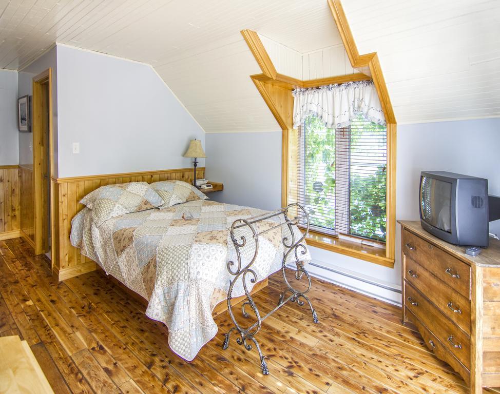Auberge Au Soleil Levant Piopolis Kültér fotó
